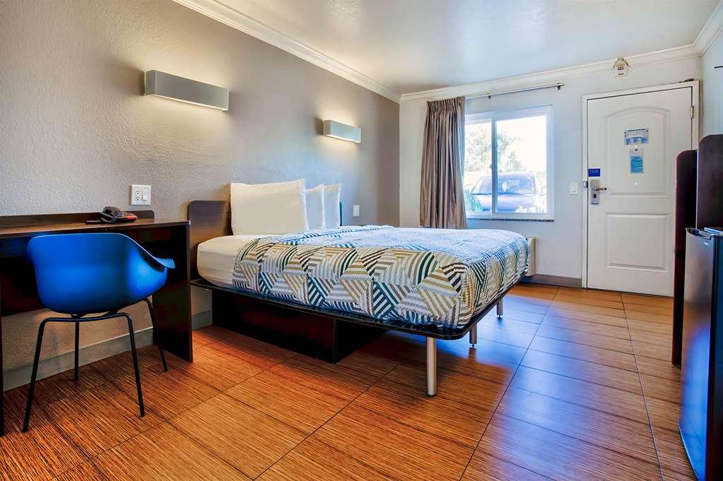 Motel 6-Menifee, Ca Room photo